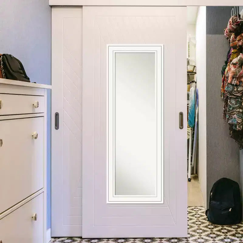 Miroir en bois blanc