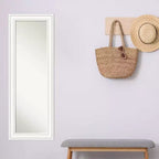 Miroir en bois blanc