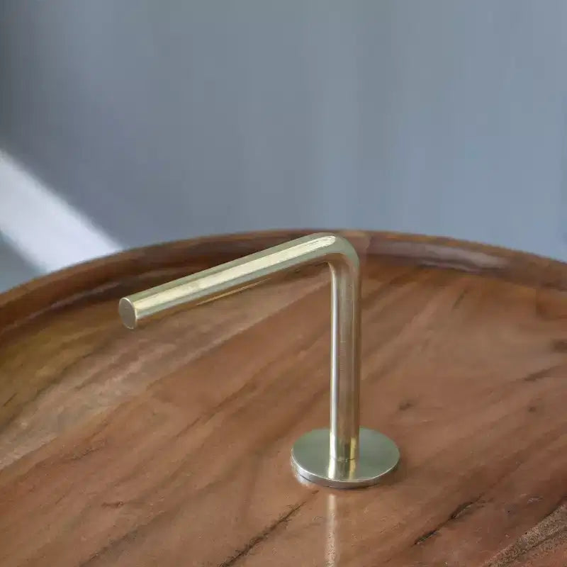 Table d'appoint en métal