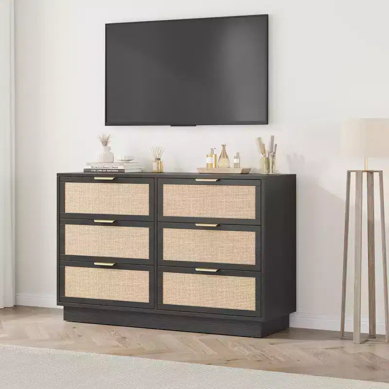 Commode en rotin avec tiroirs